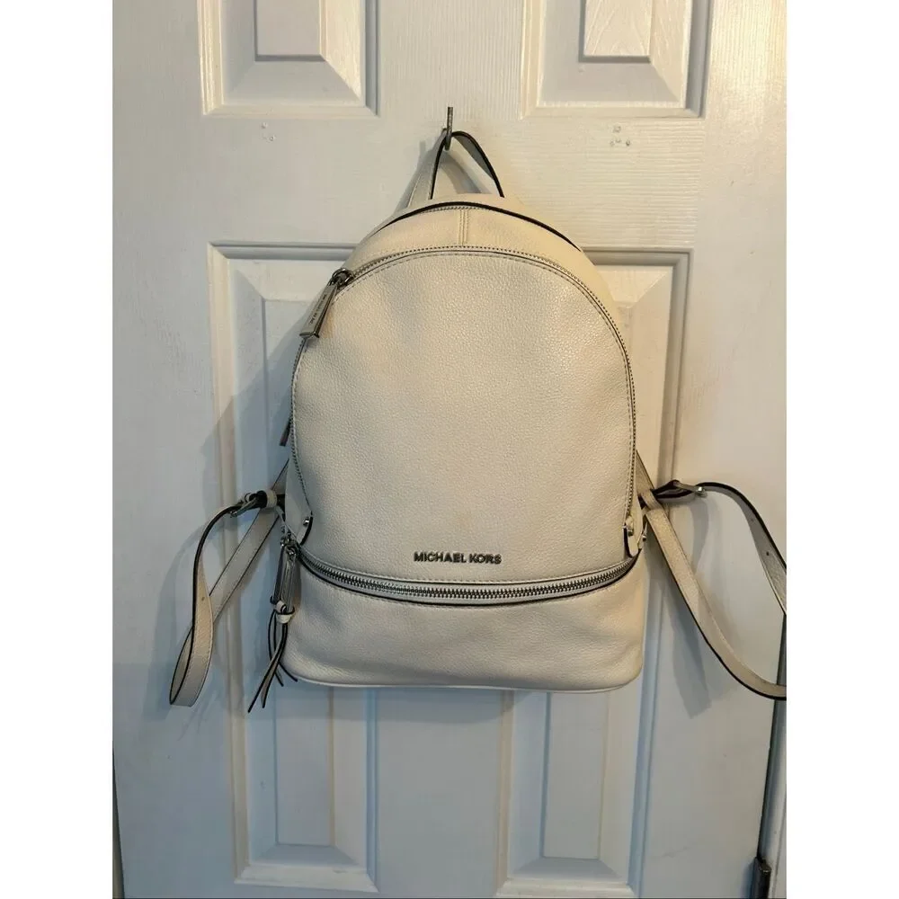 MICHAEL KORS RHEA ZIP BACKPACK PEBBLE LEATHER WHITE/SILVER